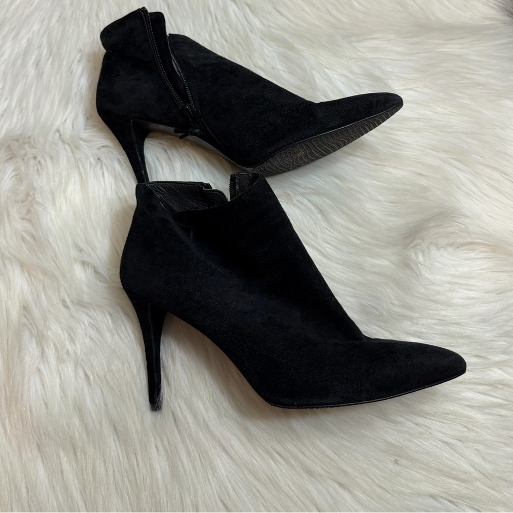 Stuart Weitzman Fur Black Heeled Boots - Picture 4 of 8